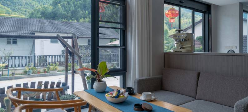 桐庐寒泉精舍汤泉民宿(雅鲁漂流山湾湾景区店)图片