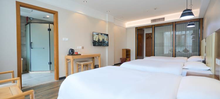 贵阳梦成大酒店(贵黔国际医院总店)图片