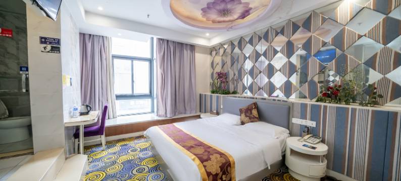 景泰皇冠精品酒店(嘉兴火车站月河历史街区店)图片