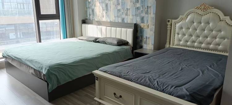 青岛奇艺度假民宿(凯丰星光荟店)图片