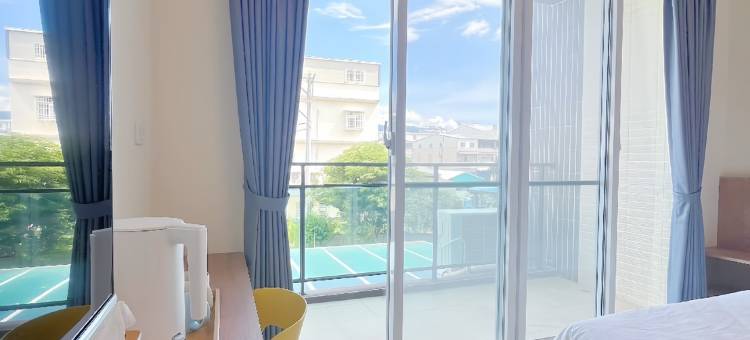 蓝天山丘池上馆民宿图片