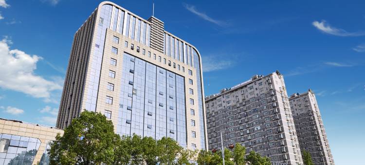 凯瑞美宿酒店(孝感东站银泰城店)图片
