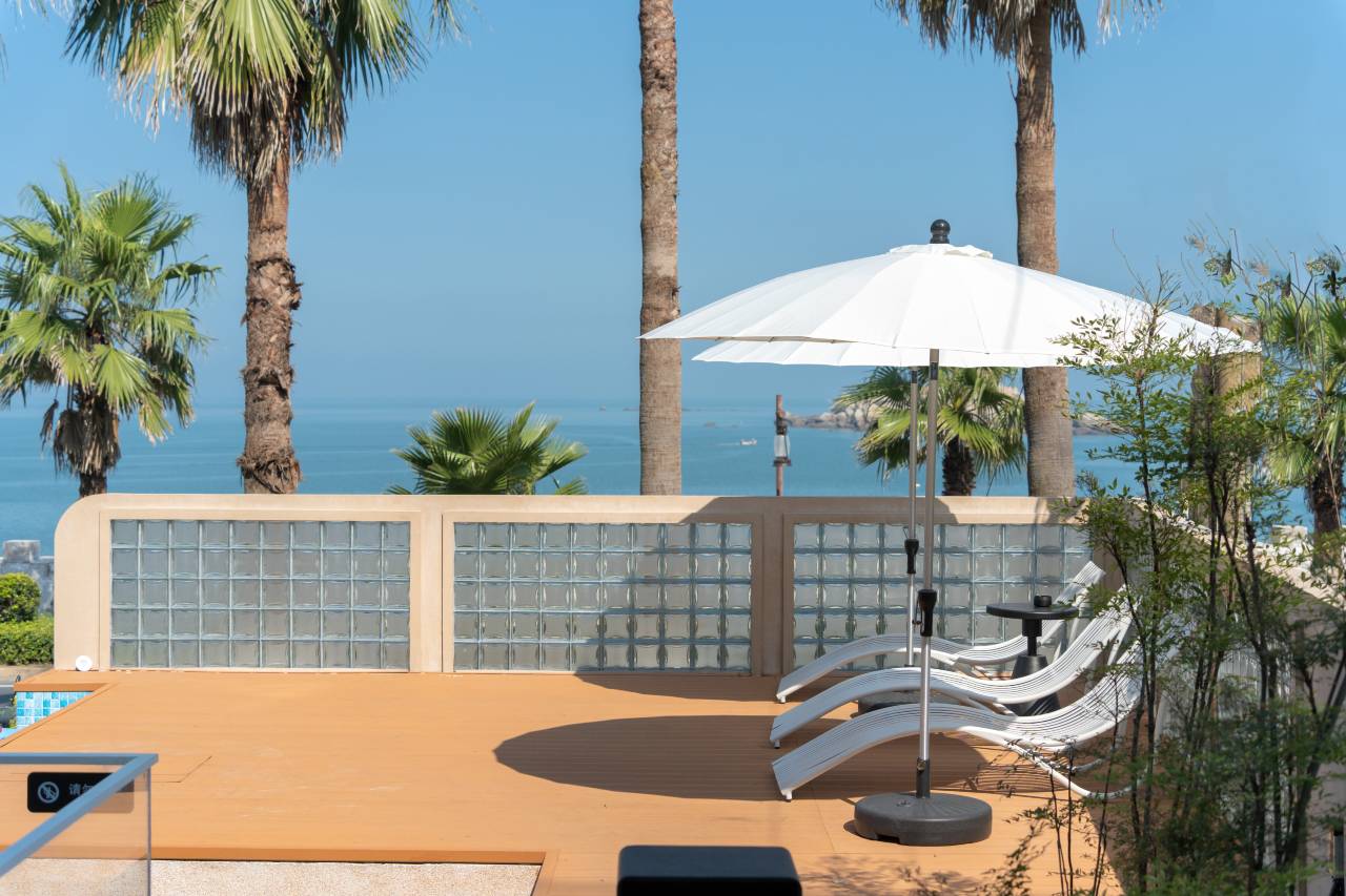 湄洲岛•屿念WAVESWEPT•MISTYSEA•无边泳池海景民宿(莲池澳沙滩店)图片