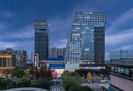 成都火车南站桔子水晶酒店外景图