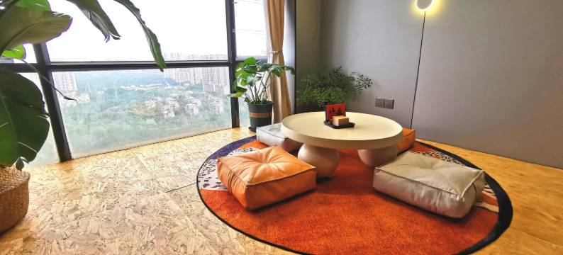 松可赞·智慧青旅(重庆西站二郎轻轨站店)图片