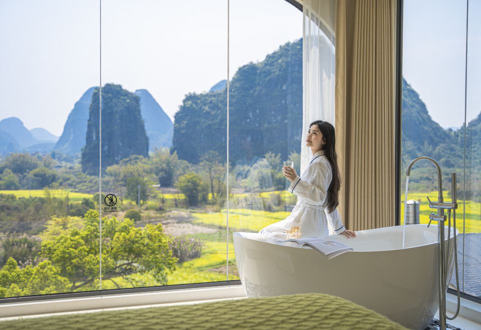 Hetian Shanshe Hotel Hotel Overview