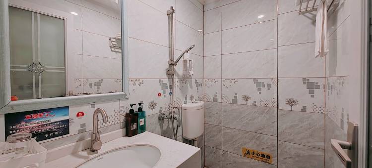 春江商务宾馆(忠县汽车总站店)图片