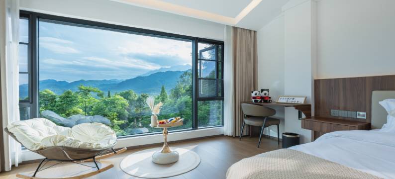 堰上山房·私汤美宿(都江堰景区店)图片