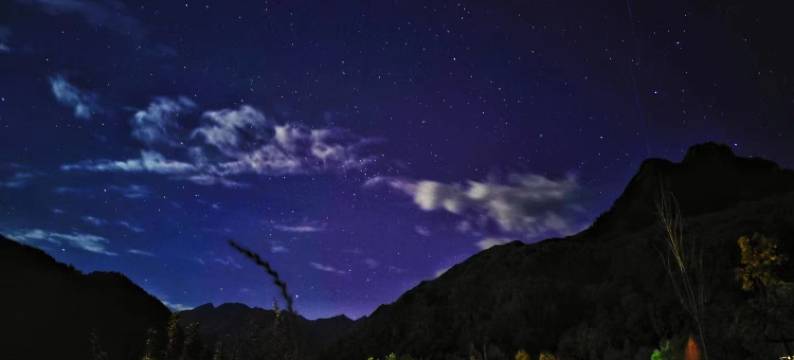 理县树觅露营栖息中心图片