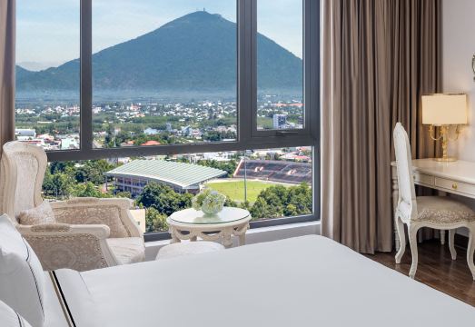 Melia Vinpearl Tay NinhHotel Overview