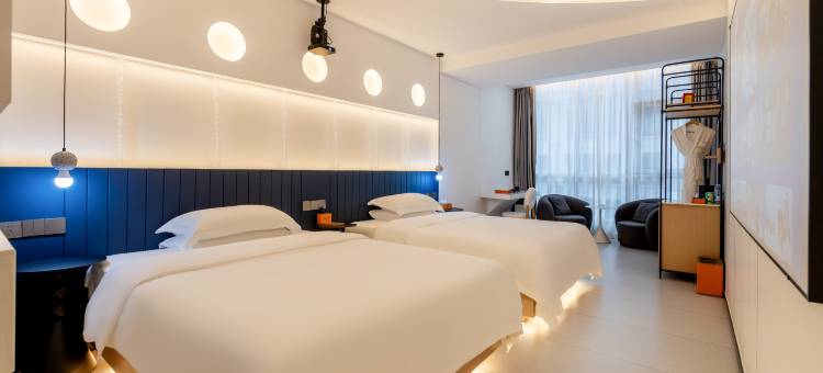 SK·Hotel高空设计师酒店(解放碑洪崖洞店)图片