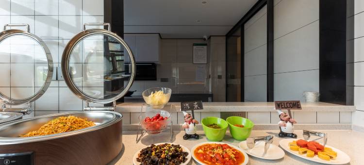 艺龙瑞云酒店(仙桃汉江路店)图片