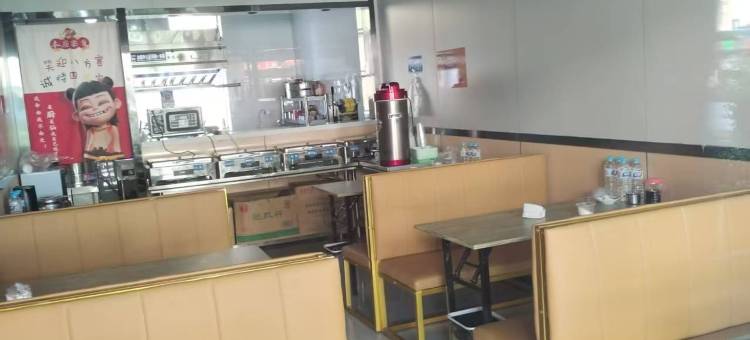 颐阁优选酒店(西郊公园店)图片