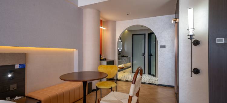 花筑·漫居里民宿(佛山顺德清晖园店)图片