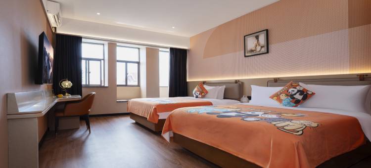 西双版纳景洪美橙•江畔观澜｜XiShuangBanna酒店(泼水广场店)图片