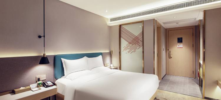 潮漫酒店(十堰万达广场店)图片