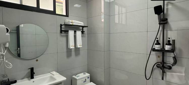 西盟铂悦酒店图片