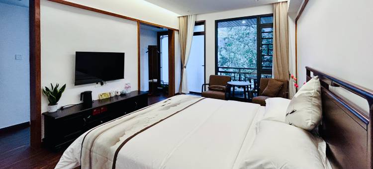 福祥居·极简伴江景观民宿(边城茶峒景区店)图片