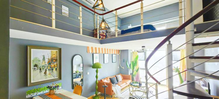 烟台·小贰家｜TheBeautyofTheEast复式Loft民宿(迎春大街店)图片