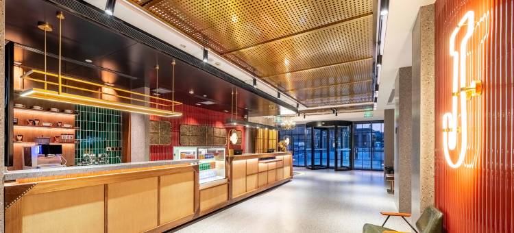 喆啡酒店(山海关火车站天下第一关古城店)图片