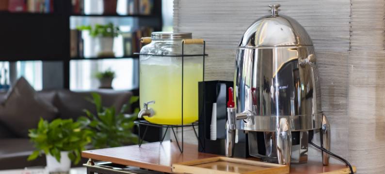 深圳凯雷斯顿酒店(红木古镇红花山地铁站店)图片