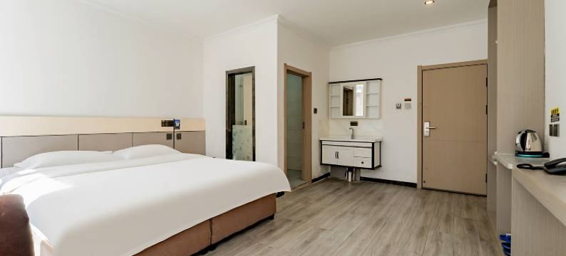 品昂酒店(重庆路活力城店)图片