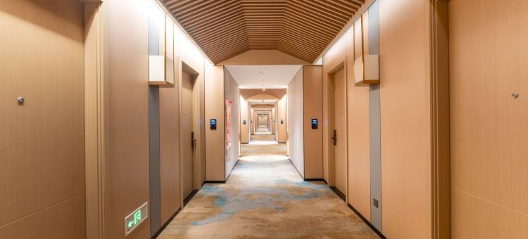 西双版纳景洪华美达安可酒店(泼水广场店)图片