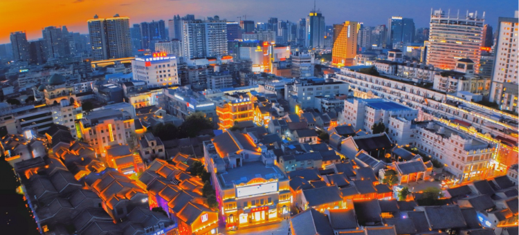 雅斯特酒店(南宁朝阳广场地铁站三街两巷店)图片