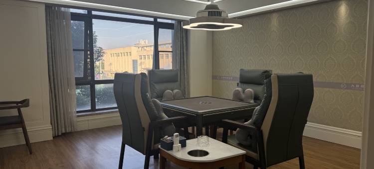 南苑e家精选酒店(北仑银泰城康桥广场店)图片