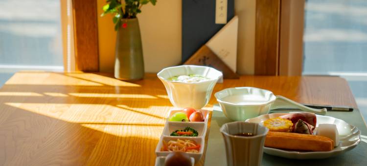 雲亼·曙光里图片