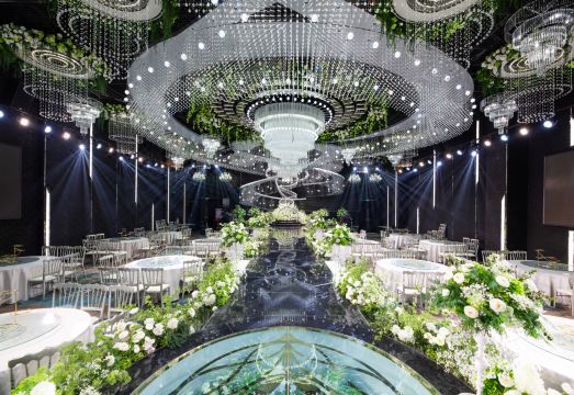 Shenghai Holiday HotelHotel Overview