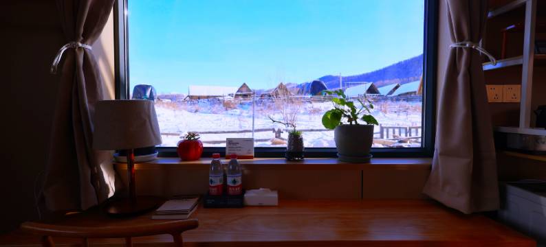 自在空间民宿(禾木桥店)图片