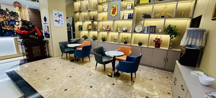 速8优选酒店(巴彦淖尔市人民公园店)图片