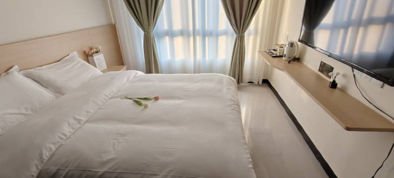 竹雨民宿(开封万岁山武侠城宋都皇城旅游度假区店)图片