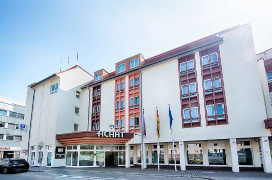 温斯特拉布纽斯塔特 ACHAT 酒店(ACHAT Hotel Neustadt an der Weinstraße)