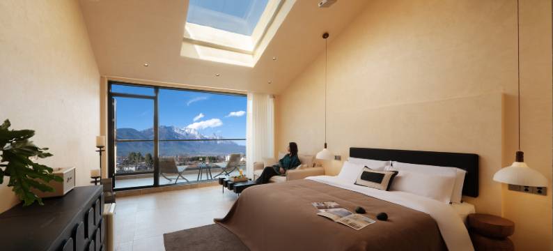 向野·云栖处日照金山SnowMountain私汤观景(白沙古镇店)图片