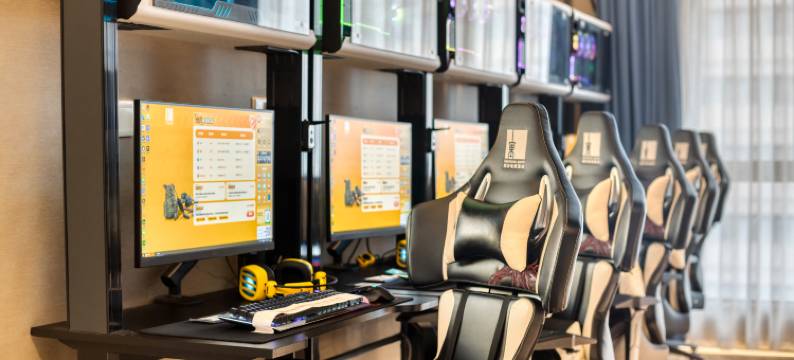 寓约电竞酒店(南昌红谷滩铜锣湾广场店)图片