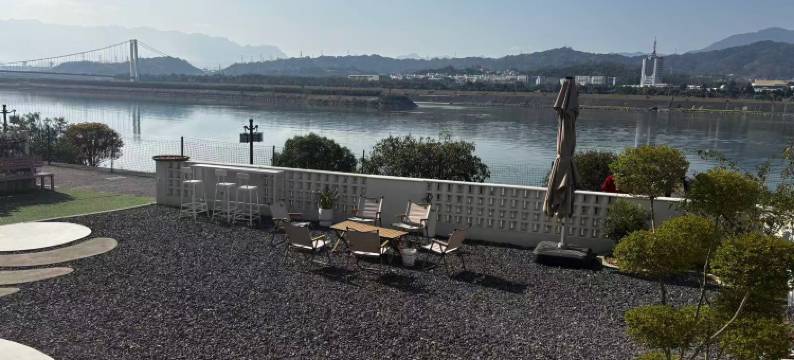 宜昌恰好江边民宿(三峡大坝店)图片