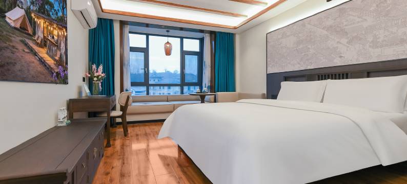 三舍原宿智能酒店(武当山景区售票处店)图片