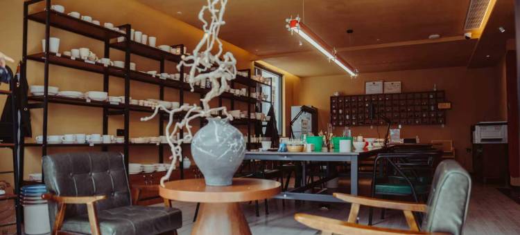 景德镇伴器民宿(陶溪川创意广场店)图片