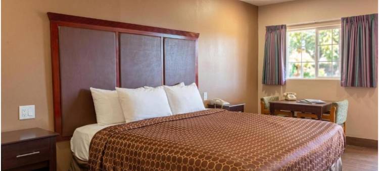 格莱德沃特经济旅馆，由Hotel O运营，德克萨斯州(Economy Inn by Hotel O Gladewater, TX)图片