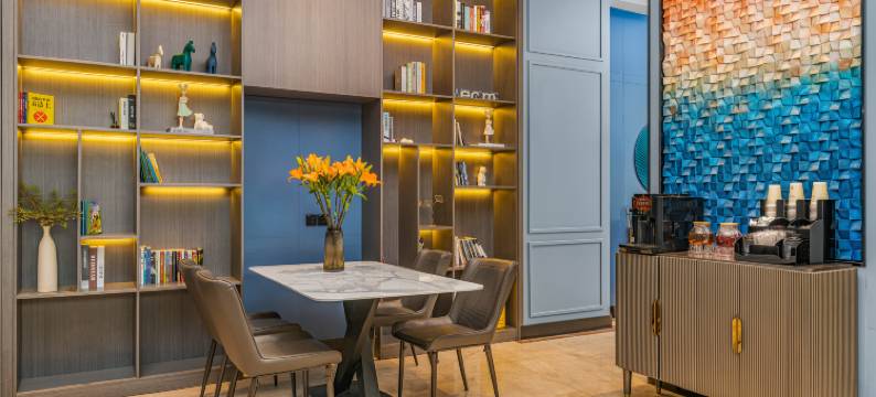 云依朵酒店(昆明火车站大树营地铁站店)图片