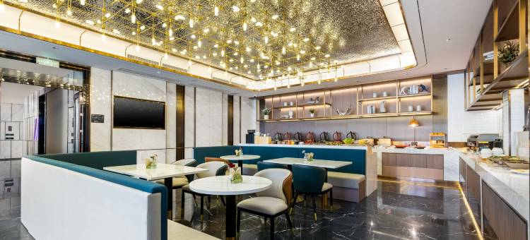 昆山经开区吴淞江南路亚朵酒店图片