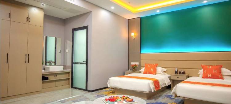 如家睿柏·云酒店(荣成荷田东路樱花湖体育公园店)图片