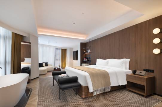 华雅云缦酒店(天伦美食街店)