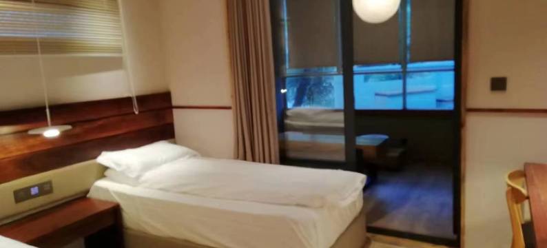 宁陕珍本色山居图片