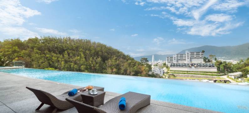 芭东湾山度假村(Patong Bay Hill Resort)图片