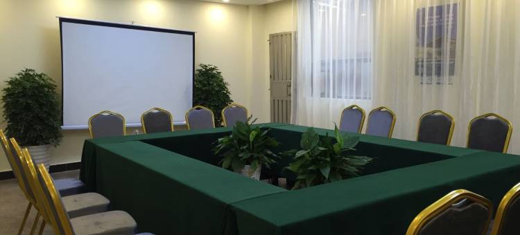 益馨大酒店(宜昌中南兴发广场店)图片