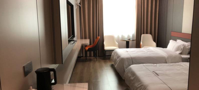 宁都伯曼酒店图片