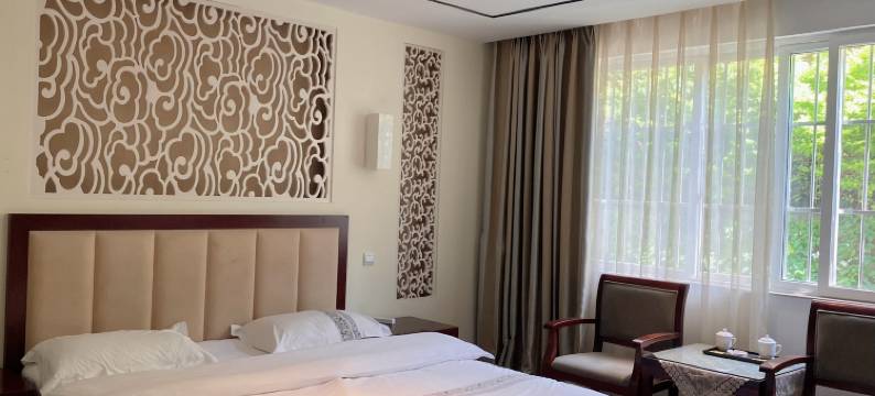 砚山平远丰湖湾宾馆图片